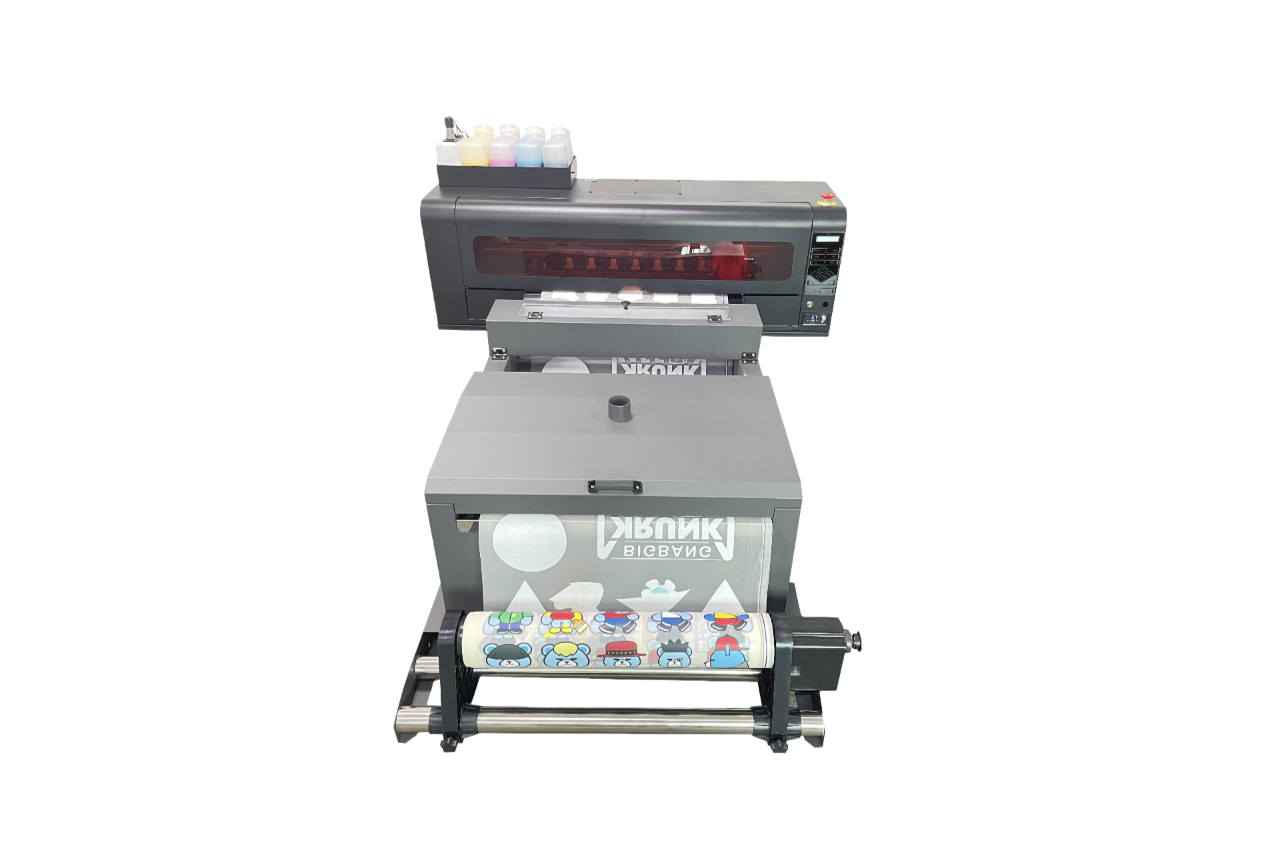 <p>DF35 di <b>T-Shirt Makers</b> è un sistema all-in-one per stampa Dtf con forno e plotter integrati</p>
